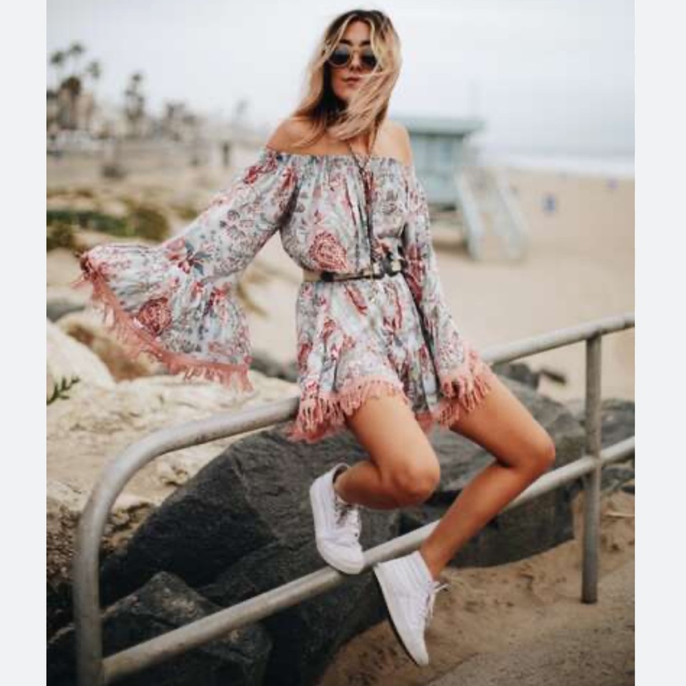 Z & L Europe Floral Boho Off The Shoulder Lace Bell Sleeve Mini Dress S/M